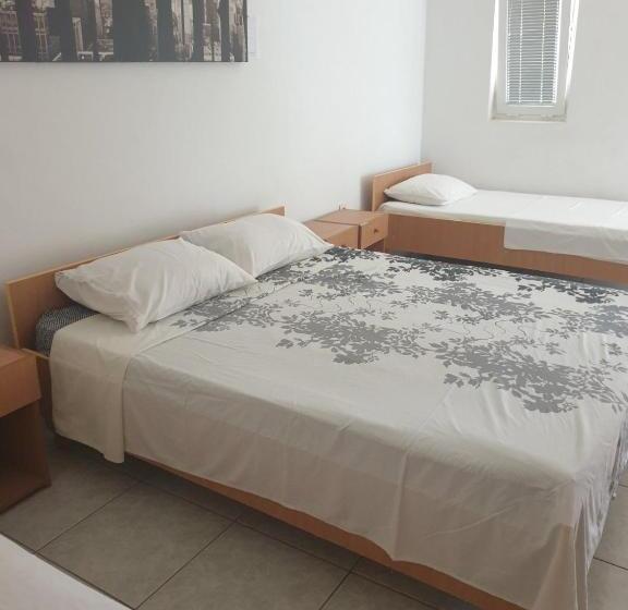 استودیو استاندارد با تراس, Villa Smokva