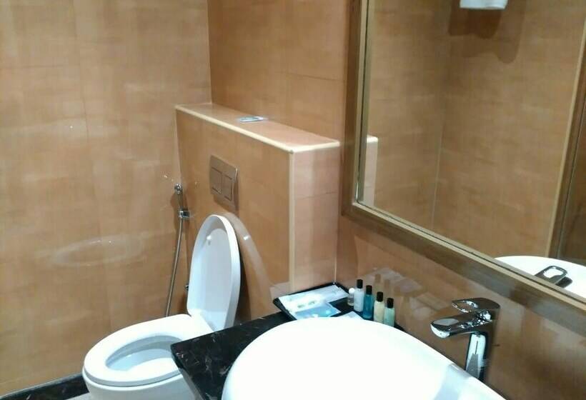 Номер Executive, Benzz Park Vellore