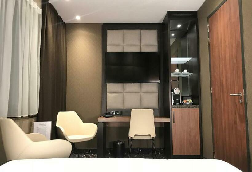 Habitació Estàndard, Levell