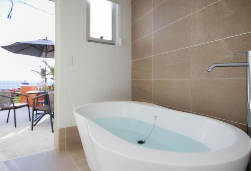 1 Bedroom Villa Sea View, Crystal Villa Ikema