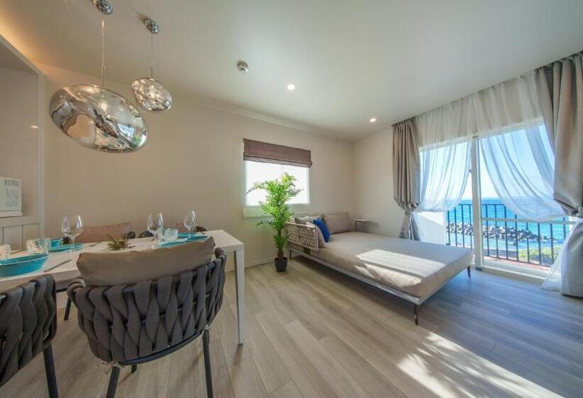 ویلای لوکس 1 خوابه, Crystal Villa Ikema