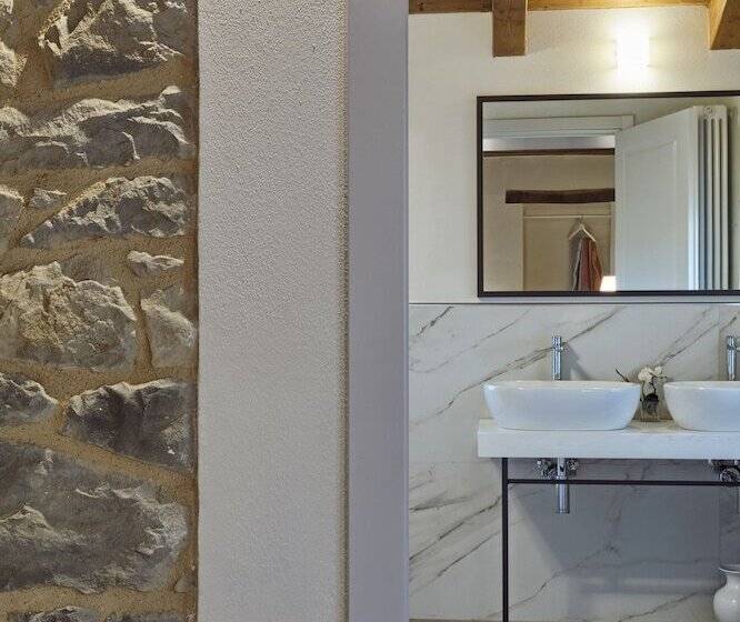 Номер Стандарт, Relais Ginevra