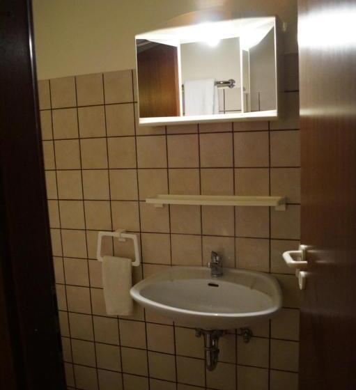 Трежместный Номер Economy, La Fontana
