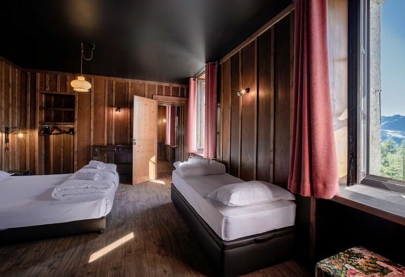 Семейный Номер, Refuge Du Montenvers