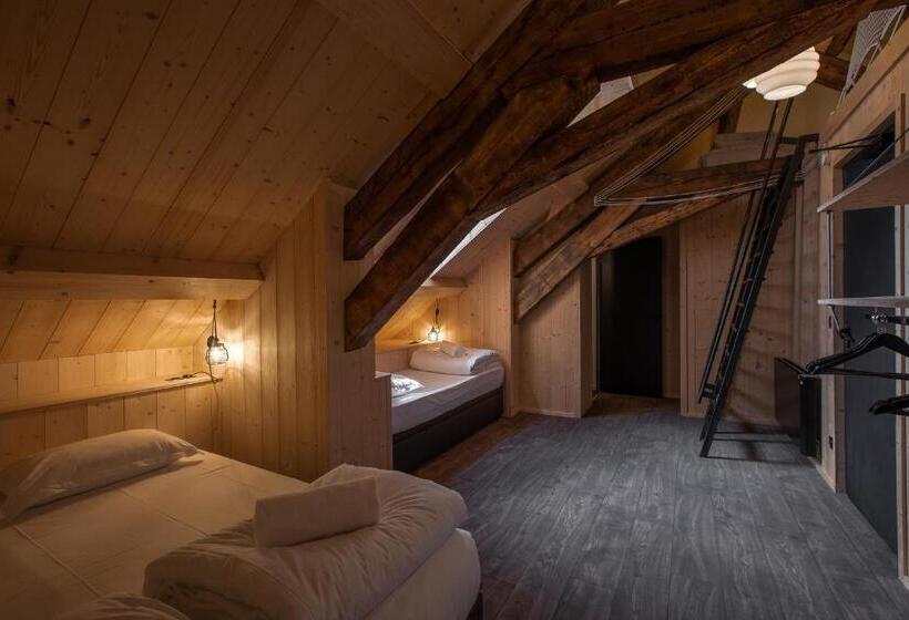 Семейный Номер, Refuge Du Montenvers