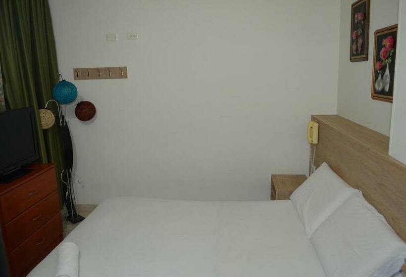 Quarto Estandar, Elimar