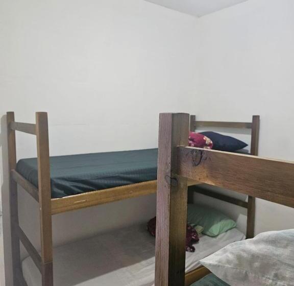 Четырехместный Номер Стандарт, Hostel Dos Pinheirais 2