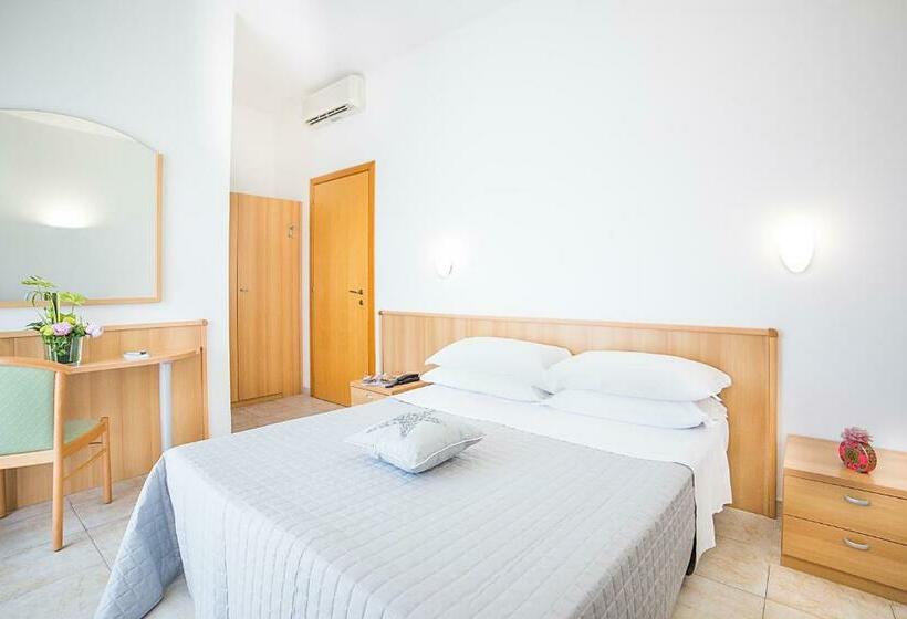 Номер Стандарт, Adria Beach