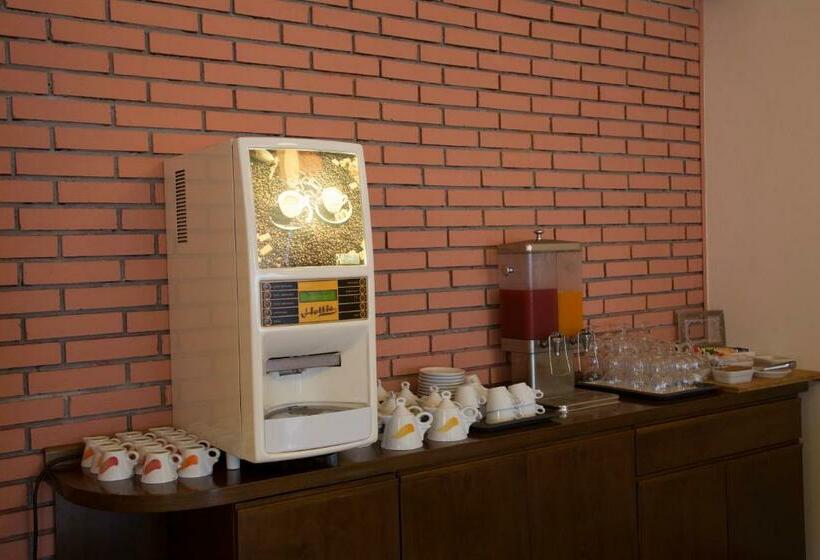 اتاق استاندارد با چشم‌انداز دریاچه, Piccolo Hotel Direkt Am See