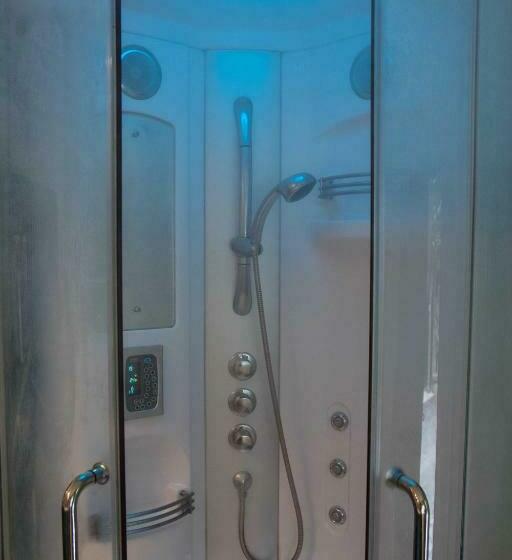 اتاق استاندارد, Crazy Lounge B&b