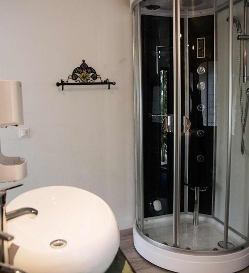 اتاق استاندارد, Crazy Lounge B&b