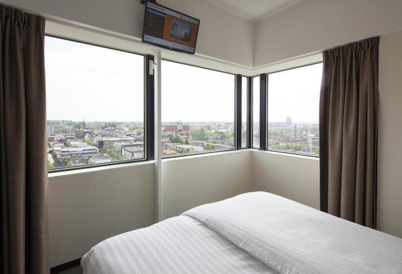 Номер Стандарт Трехместный, Easyhotel Amsterdam Zaandam