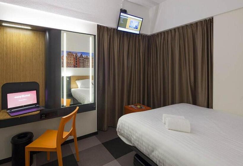 Номер Стандарт Адаптированный для Инвалидов, Easyhotel Amsterdam Zaandam