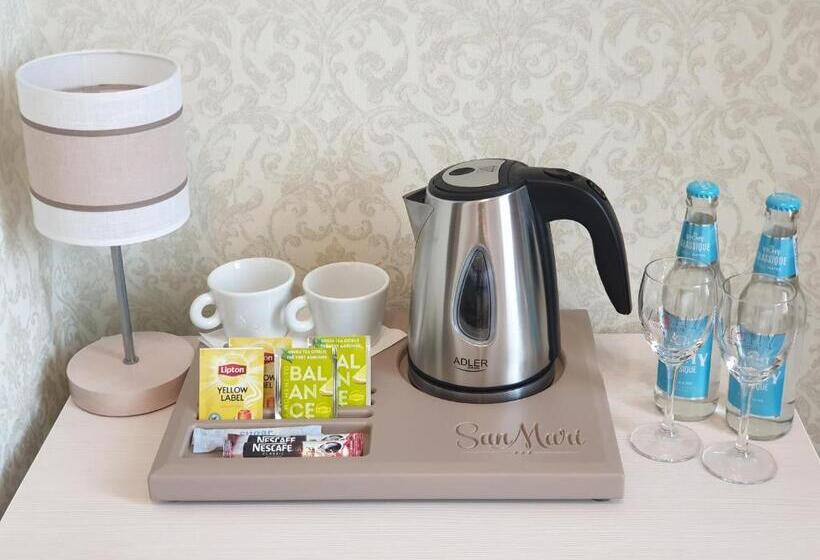 اتاق استاندارد چهار تخته, Sanmari