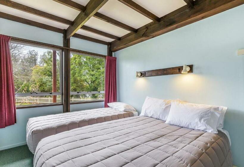 Семейный Номер Вид на Сад, Tokaanu Lodge Motel