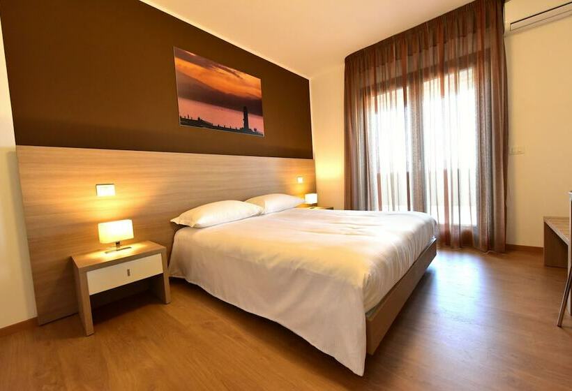 اتاق استاندارد, Trip Room & Breakfast