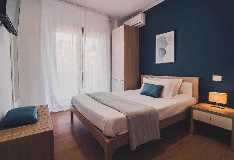 اتاق لوکس یک تخته, Trip Room & Breakfast