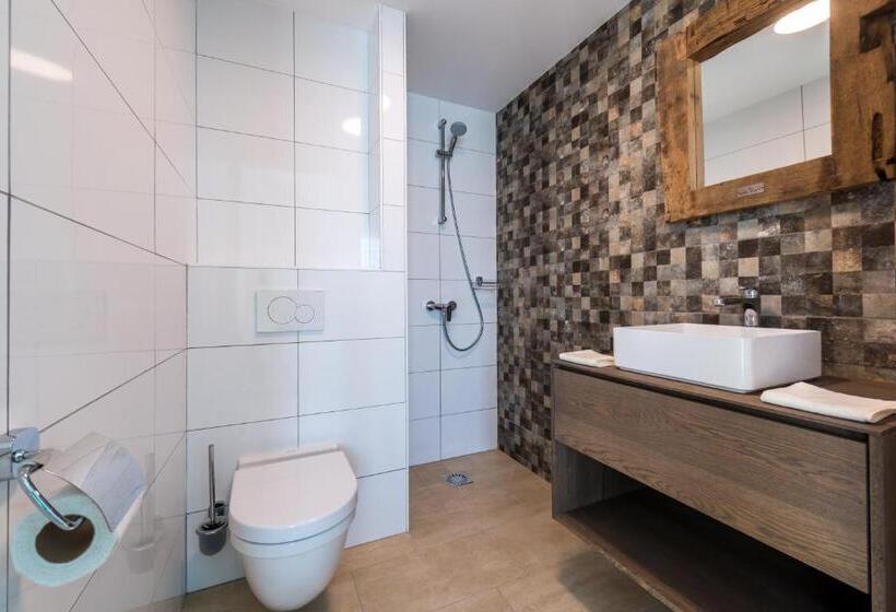 آپارتمان 1 خوابه با چشم‌انداز دریا, Delfins Beach Resort