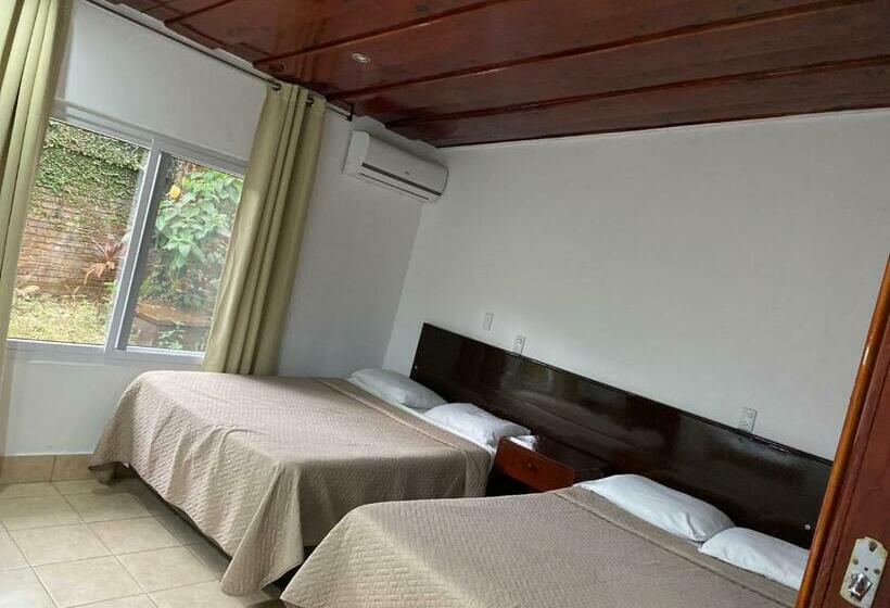 اتاق استاندارد با 2 تخت دوبل, La Colonia