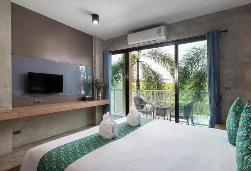 带泳池观景的豪华房, Nap Krabi Hotel   Sha Extra Plus