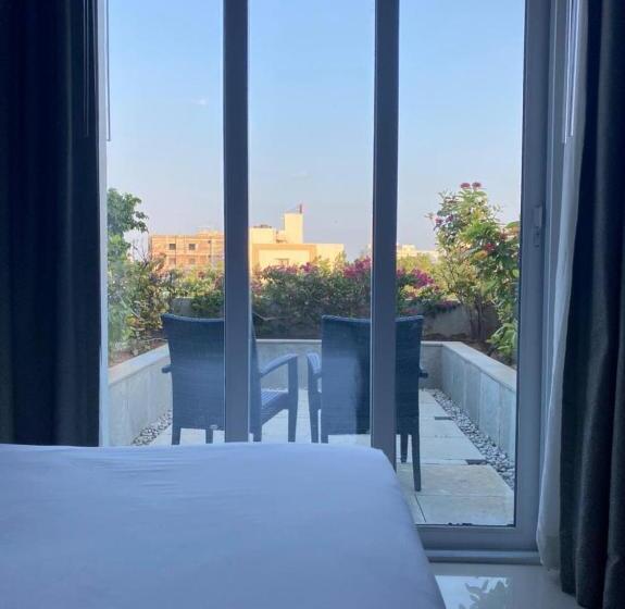 带大床的标准间, The Residency Towers, Rameswaram
