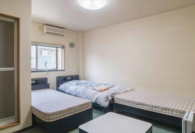 Номер Стандарт Трехместный, Kenrokuen