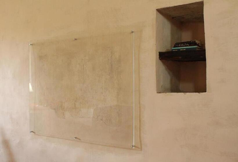 اتاق استاندارد, Ostello Contessa Ava Dei Lambardi