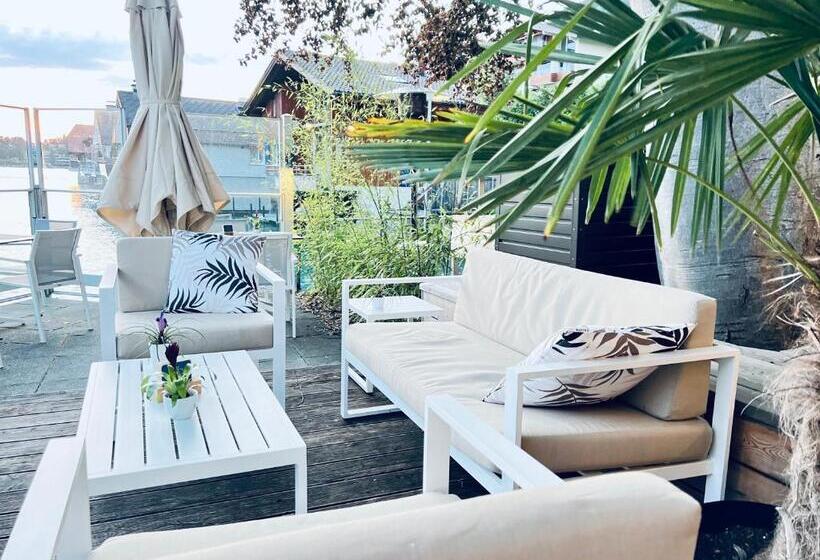 Номер Стандарт Вид на Озеро, Boutique Hotel Niesenblick   Direkt Am Thunersee Gelegen Mit Self Check In & Digitaler Rezeption