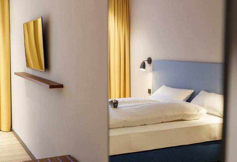 Номер Стандарт, Elaya Hotel Goeppingen