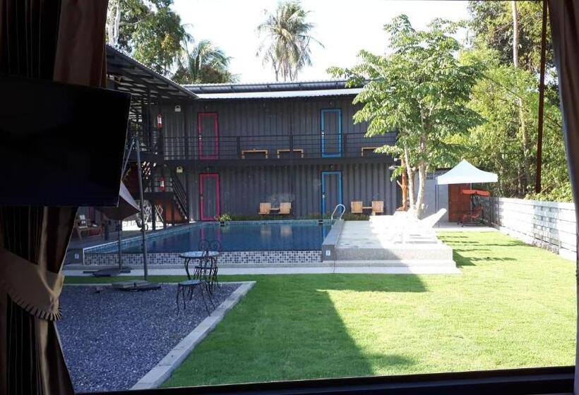 Quarto Estandar Cama King, Natub Hostel