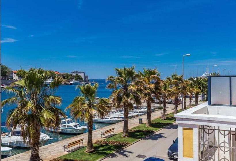 Номер Deluxe Вид на Море, Giardin Exclusive Rooms And Suite