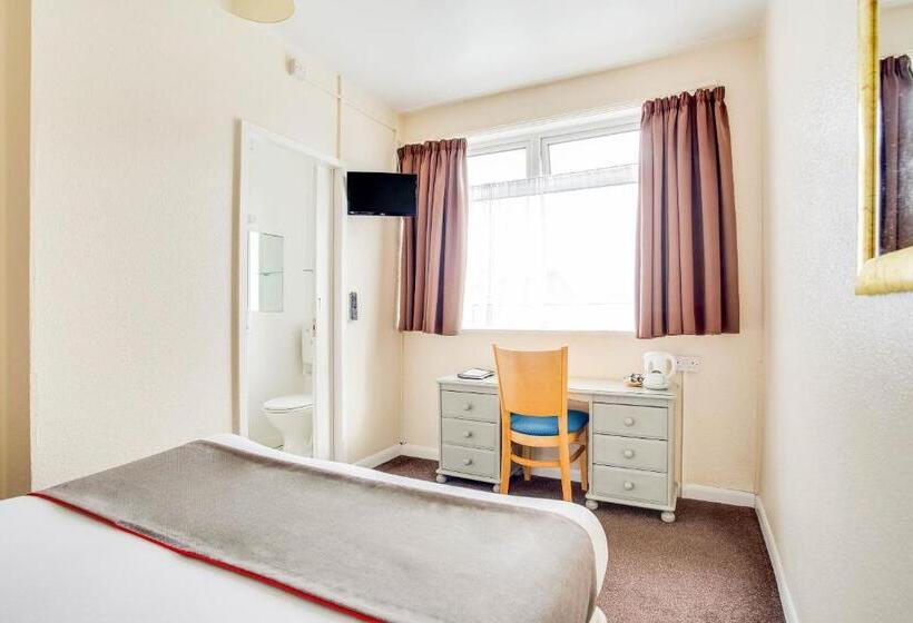 Номер Стандарт, Godolphin Arms Hotel