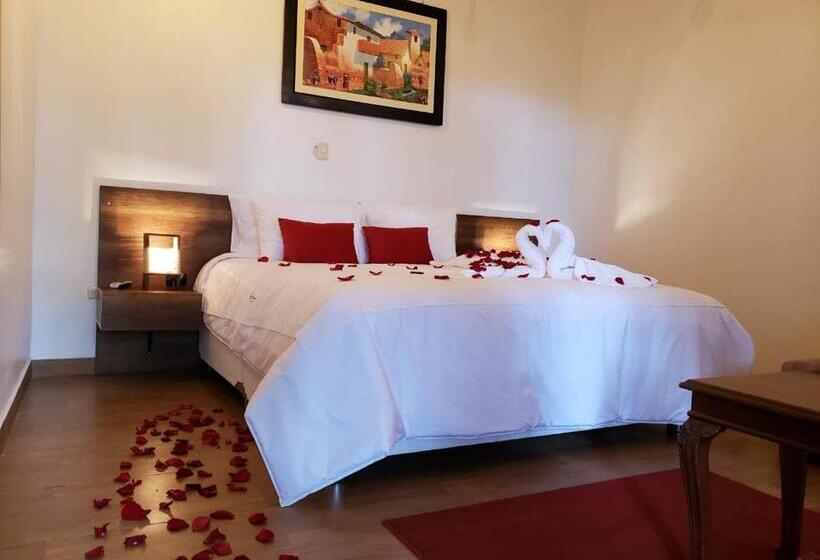 Номер Стандарт, La Casona Monsante