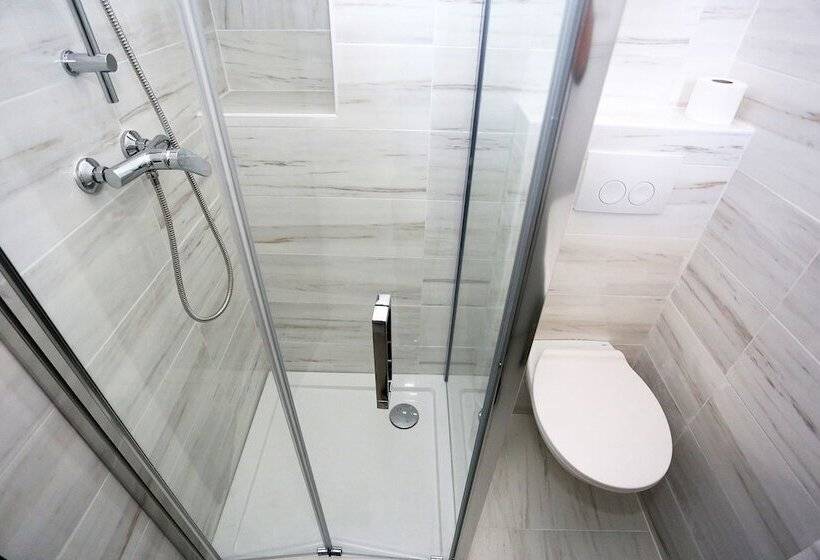 اتاق استاندارد با بالکن, Prestige Design Rooms