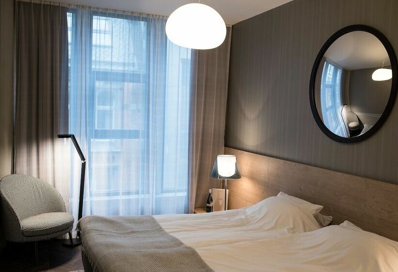 Quarto Basic, Bergen Børs