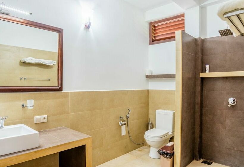 디럭스 룸 측면 바다 전망, Green Parrot Beach Resort