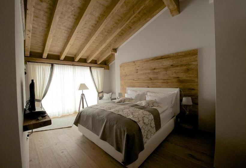 سوییت, Ino Petit Chalet