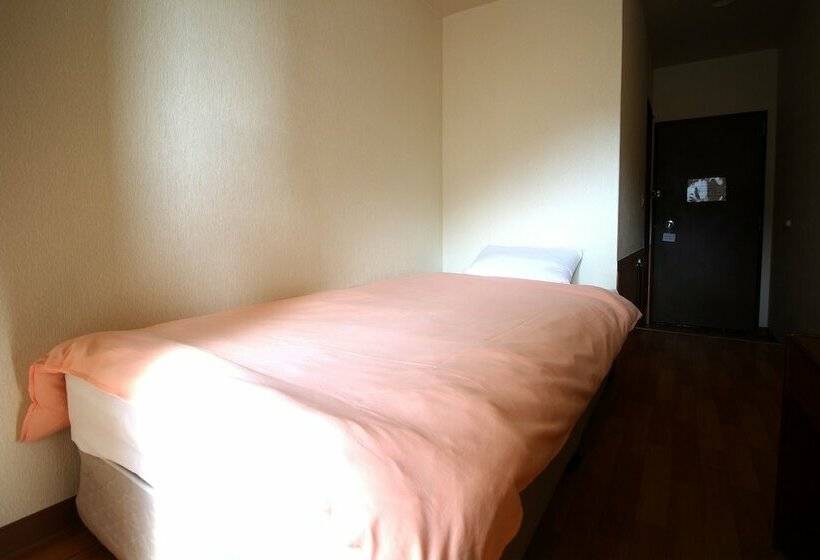 标准单人间, Royal Inn Kikusui