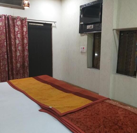 اتاق لوکس, Shehnaz Inn   Walking Distance For Golden Temple