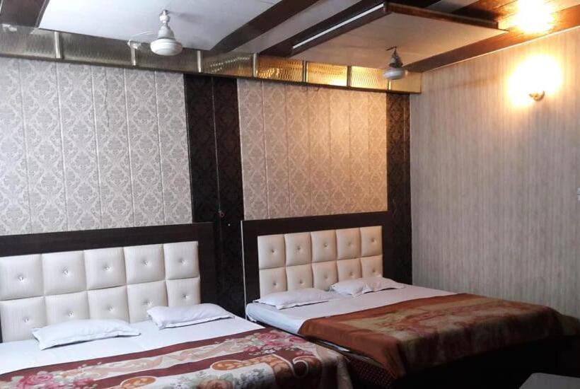 اتاق لوکس خانوادگی, Shehnaz Inn   Walking Distance For Golden Temple