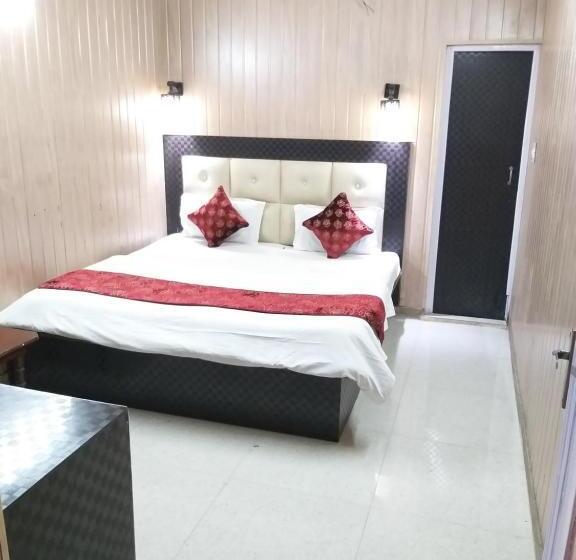 اتاق اکونومی, Shehnaz Inn   Walking Distance For Golden Temple