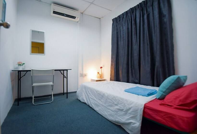 Номер Стандарт Индивидуальный, G Traveler Accommodation   Hostel