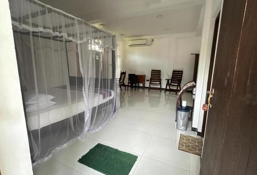 Номер Deluxe с Балконом, Dinuri Villa