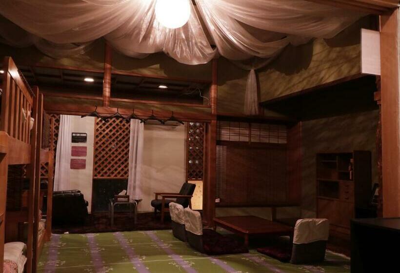 Номер Стандарт с Койками, Freedom2   Hostel