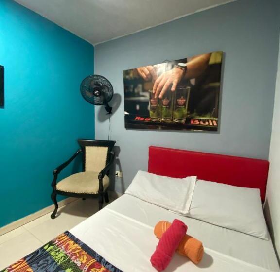 Номер Стандарт, Havana Hostel Cali & Dance School