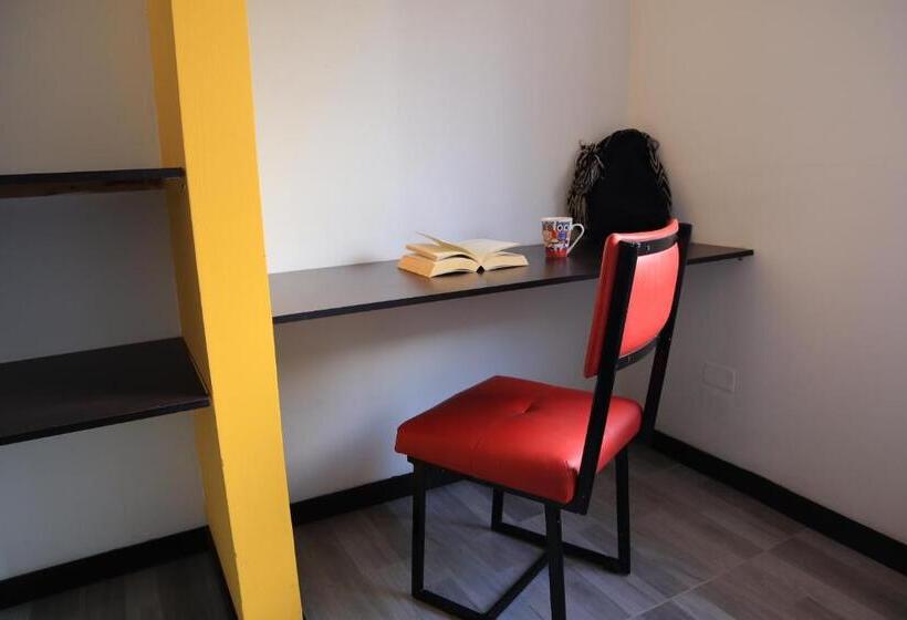 اتاق استاندارد, Havana Hostel Cali & Dance School