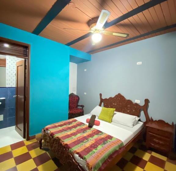 Семейный Номер, Havana Hostel Cali & Dance School