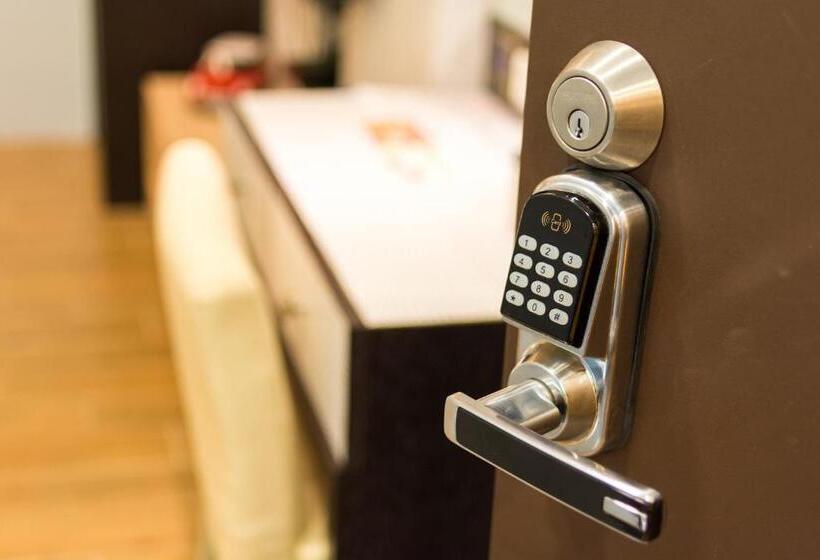 اتاق استاندارد, W Hostel