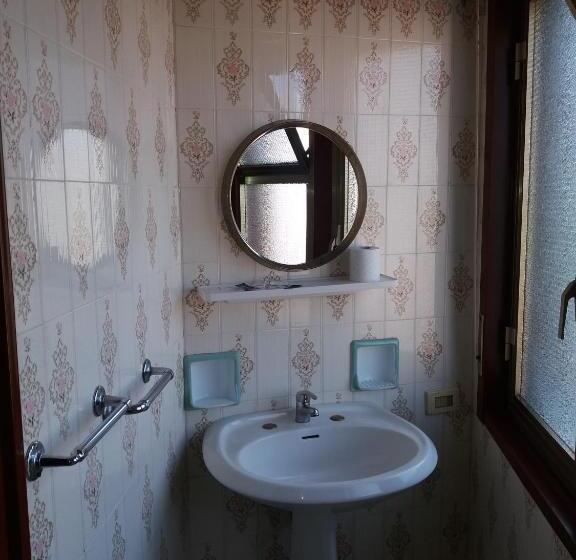 Номер Стандарт с Балконом, Albergo Europa