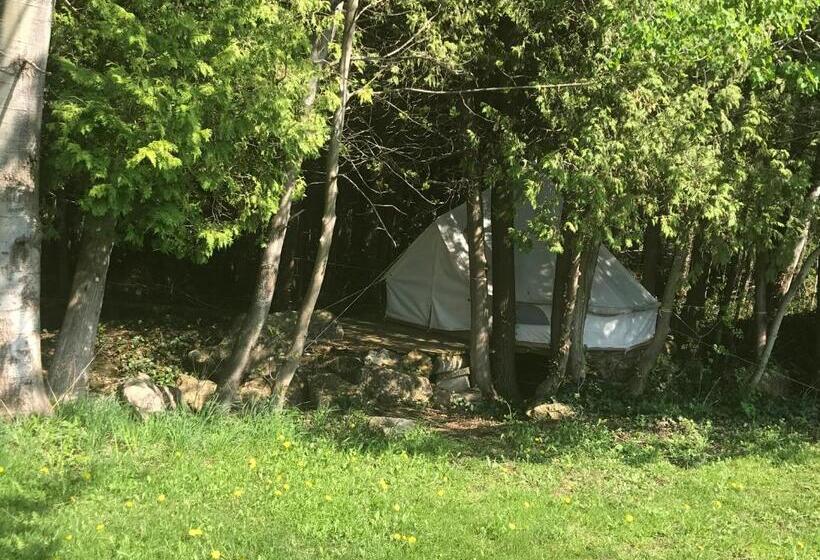 Standard Tent, The Spirit Rock Outpost & Lodge